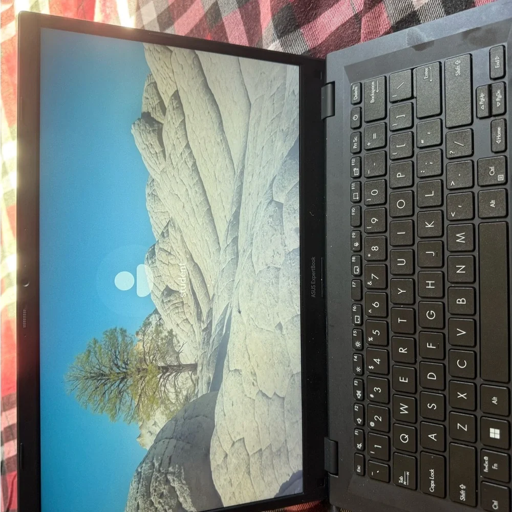 ASUS Laptop with Black Keyboard